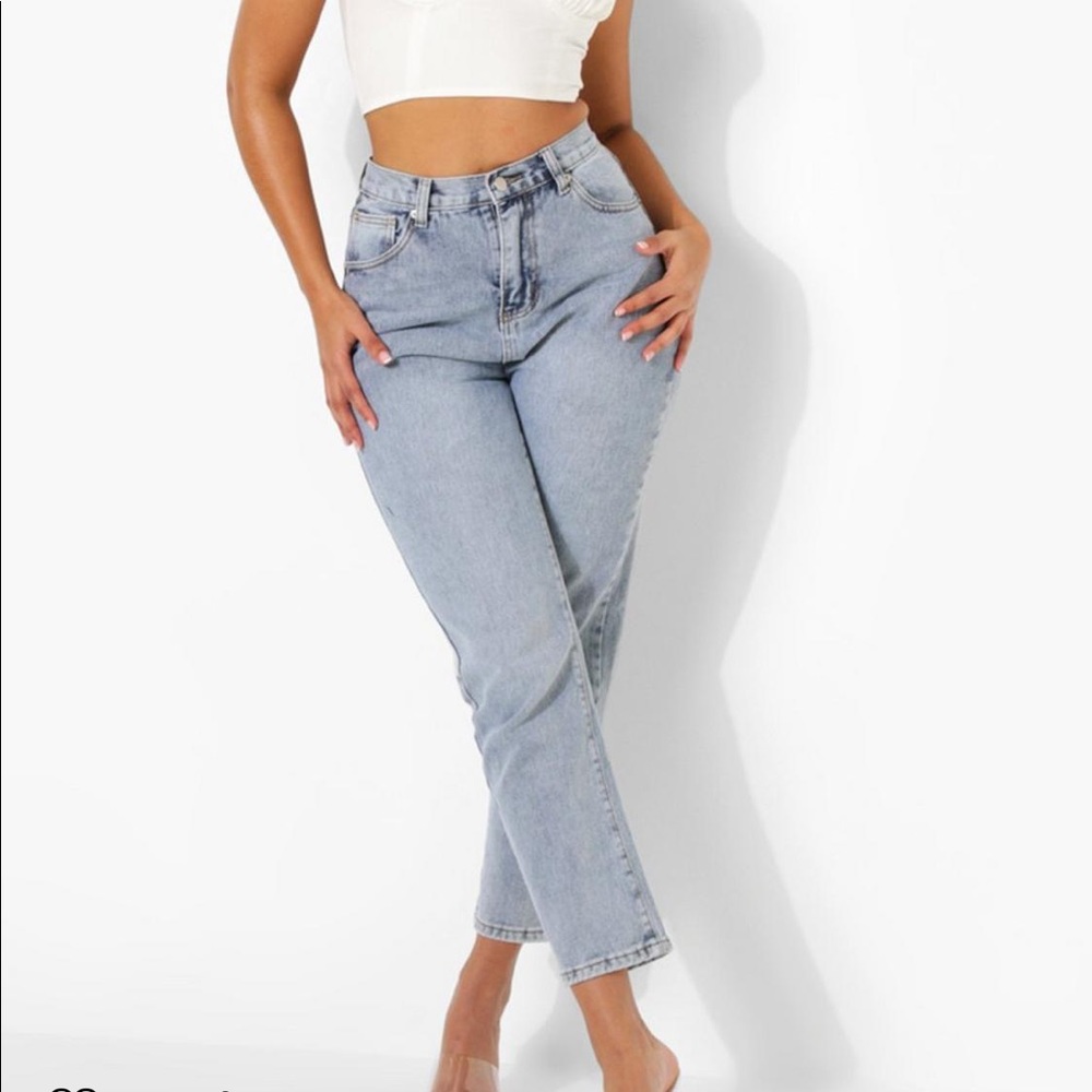 boohoo Vintage Wash Petite Straight Leg Jeans